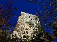 Objekte 41  Der Wartstein, imposante Ruine an einem Felshang &uuml;ber der Gro&szlig;en Lauter bei Erbstetten am 16.10.2011