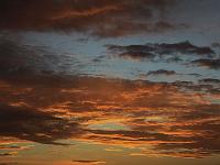 Wolken 04  Wolkenstimmung nach Sonnenuntergang &uuml;ber Lonsee am 21.11.2009.